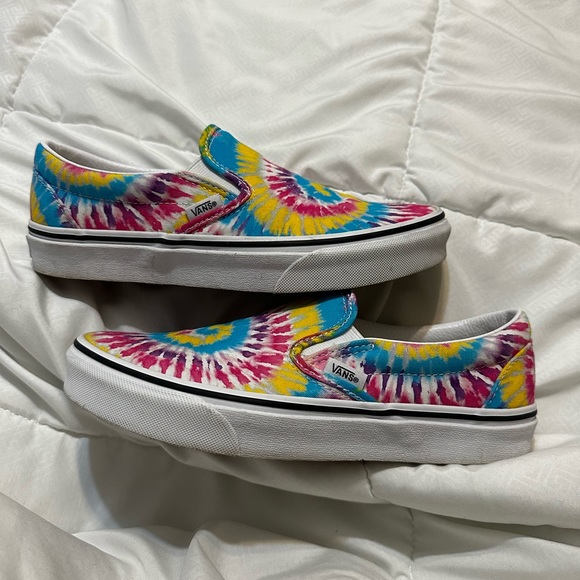 Vans Shoes - Vans slip on tie dye